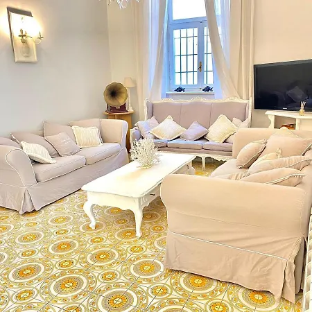 Luxury Fronte Mare Apartment Anzio